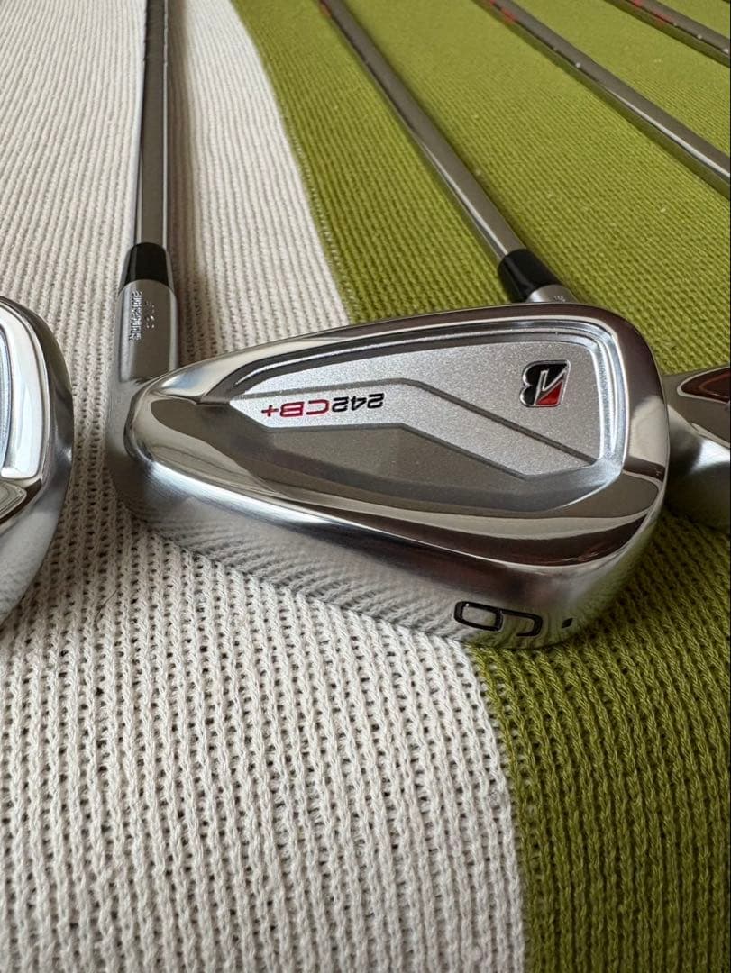 【最新モデル・超美品】ブリヂストン 242CB+アイアンセット 5-PW