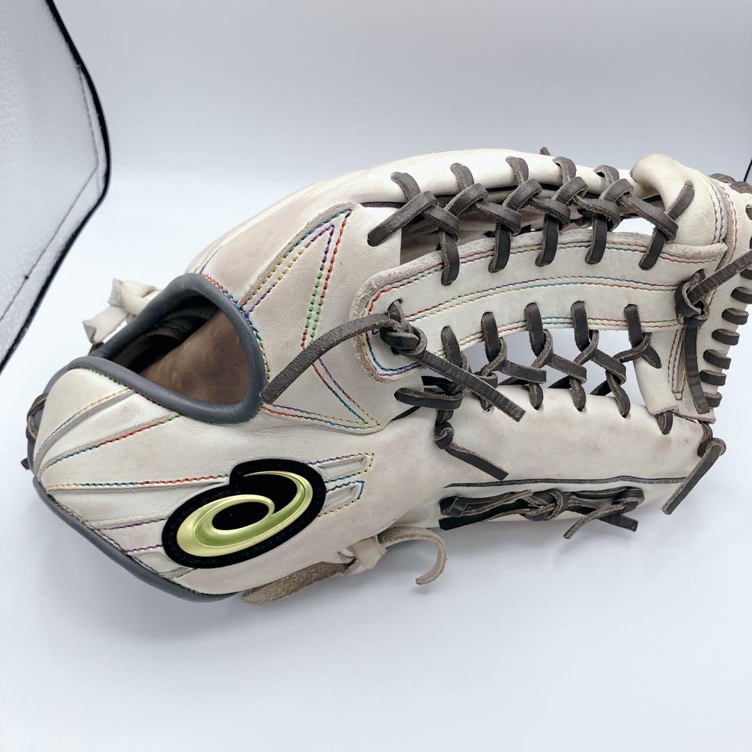 【貴重・ホワイト】asics 軟式　外野手　グローブ　　大人　一般　右投げ