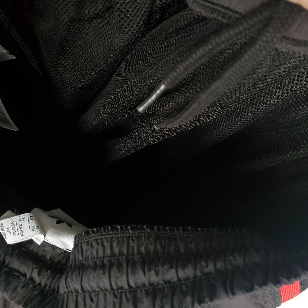 adidas アディダストリコロール　ナイロン パンツトラックパンツ ビッグロゴ