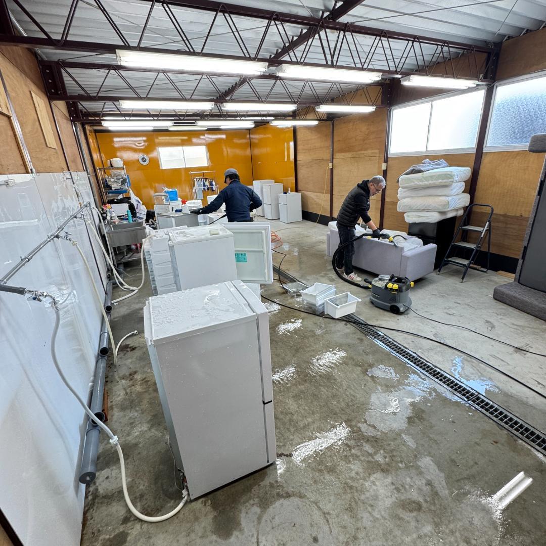東京23区送料無料　美品ニトリカウチソファー3人掛け用　洗浄/除菌済み