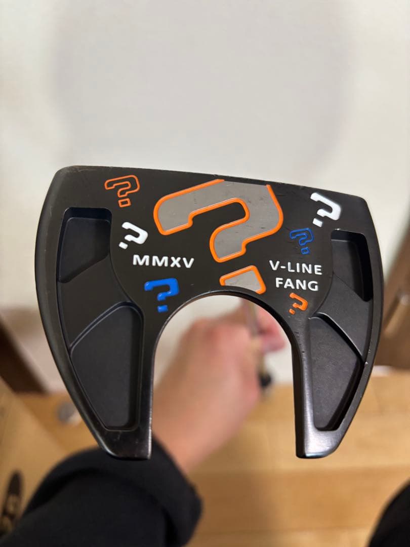 Odyssey V-Line Fang パター MMXVデザイン
