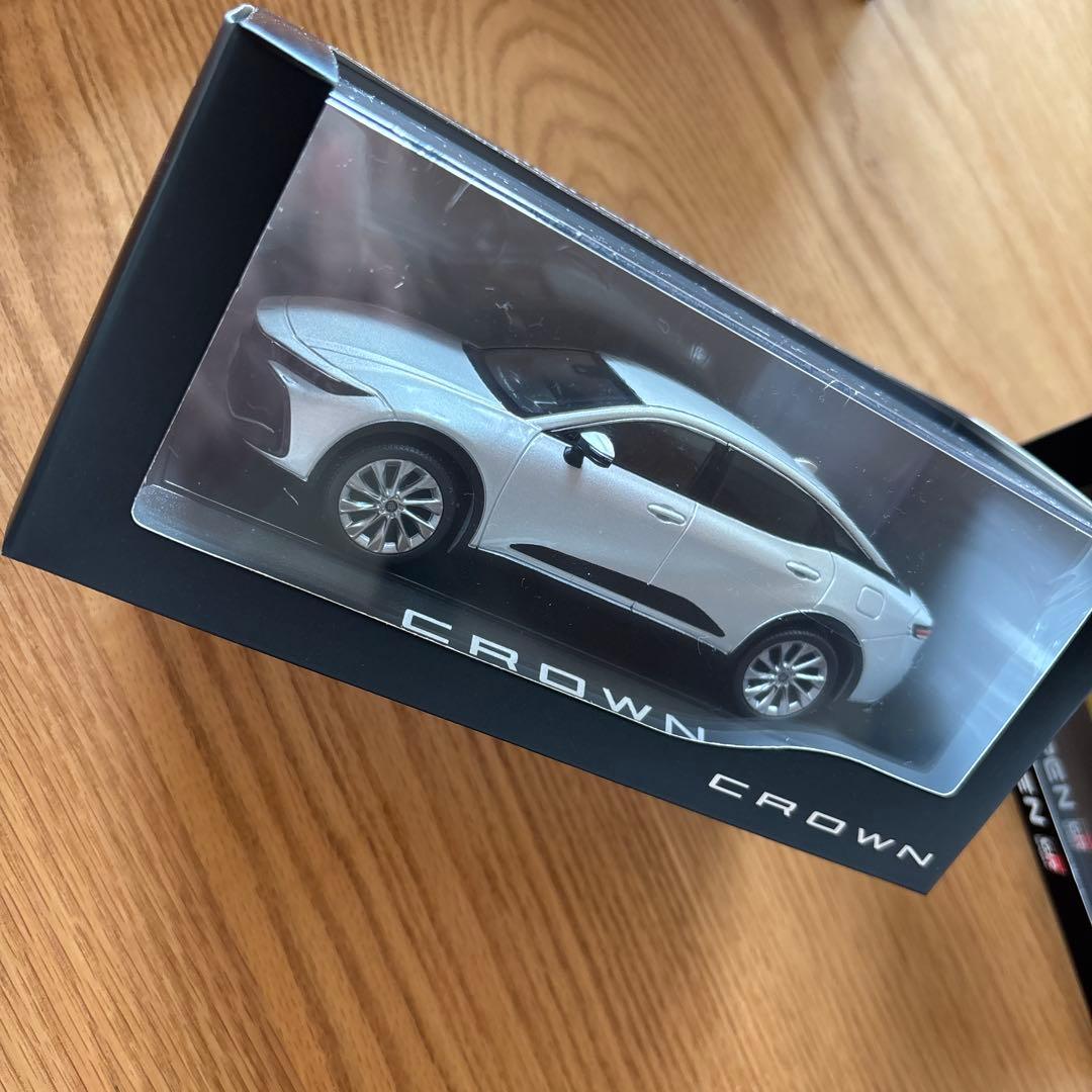 COPEN GR SPORT(イエロー)&クラウン　1/30ミニカー