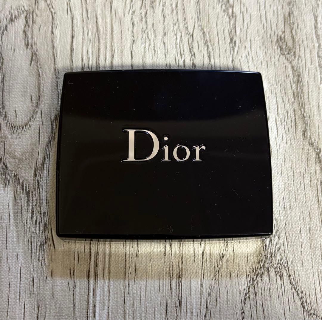 新品未使用　DIOR アイシャドウ　サンククルールクチュール　649