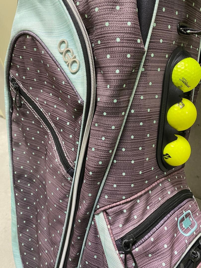 OGIO オッジオの超軽量キャディバッグ　9型14本枠　再々値下げ