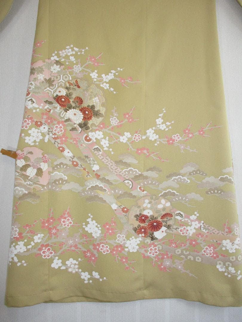 Ｍ～Ｌサイズ　色留袖からの着物リメイクドレスです　着丈１１６cm