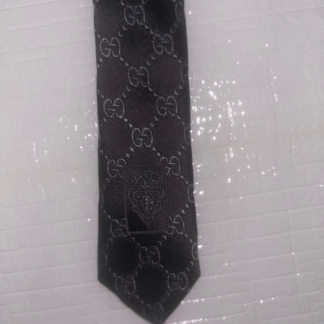 GUCCI ggターンネクタイ
