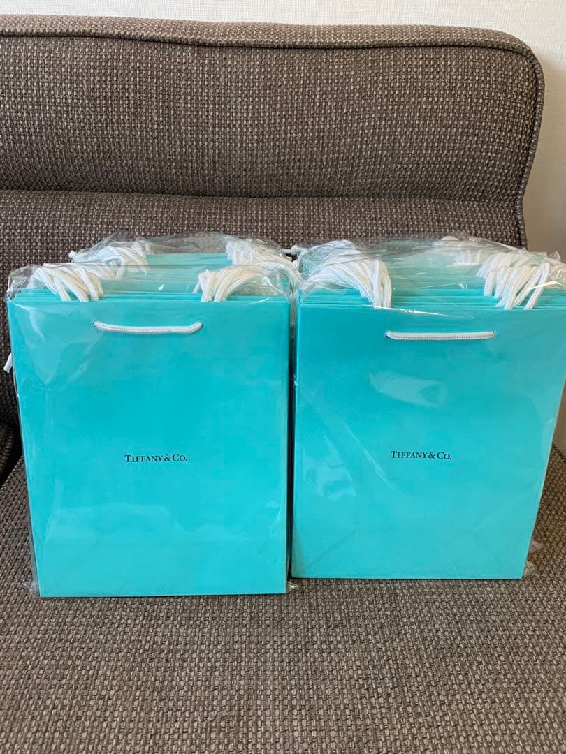 現行品　美品Tiffanyティファニー　ミニショッパー紙袋 60枚セット