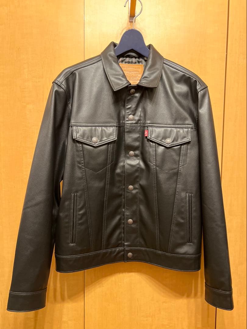 Levi's Premium 日本限定レザートラッカージャケット