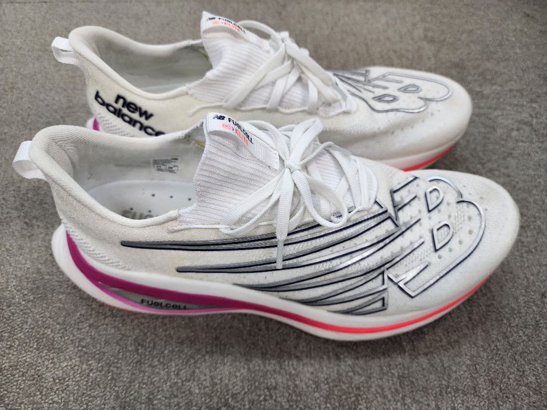 スパイク・シューズ New Balance FUELCELL SuperComp ELITE
