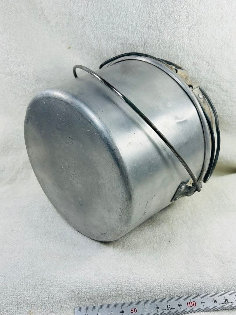 中古品　イギリスのメーカーHottonホットン社ブルドッグ　ビリー缶中型アルミ製