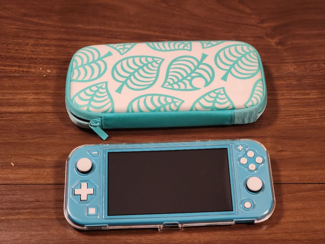 Switchライト　フィルム+ケース+カバーフルセット付き
