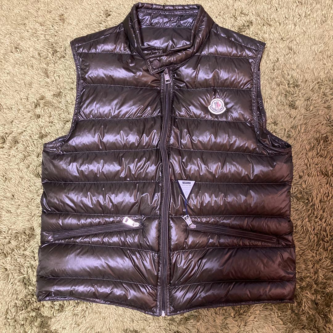 Moncler モンクレール gui ダウンベスト カーキ サイズ2