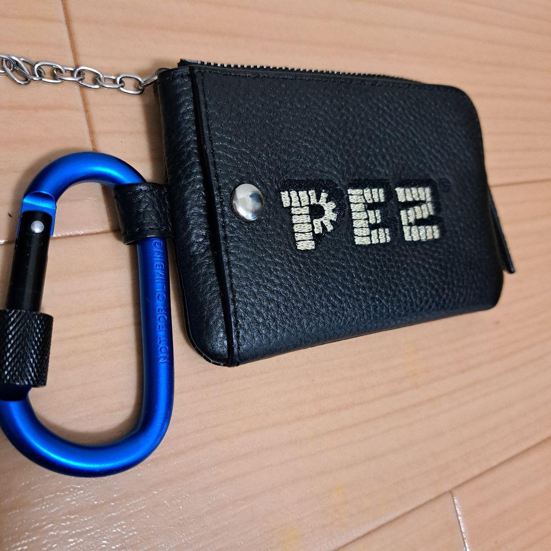 【即購入不可❌】美品✨PEZカラビナ付きパス&キーケース