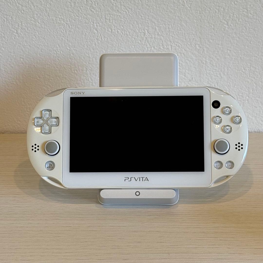 PSVITA PCH-2000 ホワイト 箱付き 3-052