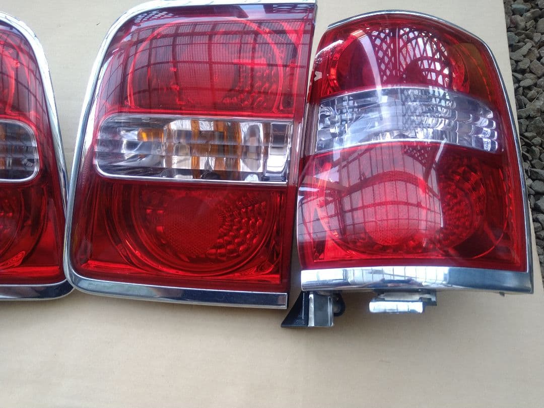 JZS171クラウンエステートアスリート後期テールライト