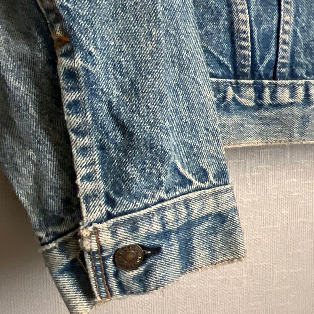 M*5様 Levi's 『均等V ®️あり★70505-0217』42