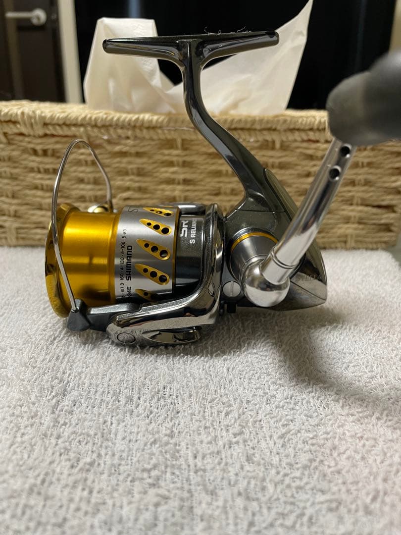 SHIMANO STELLA 2500CS スピニングリール