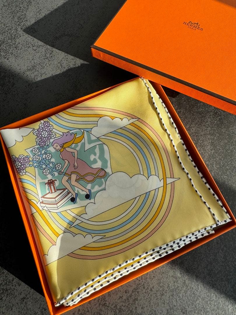 HERMES エルメス カレ70 空飛ぶカレ