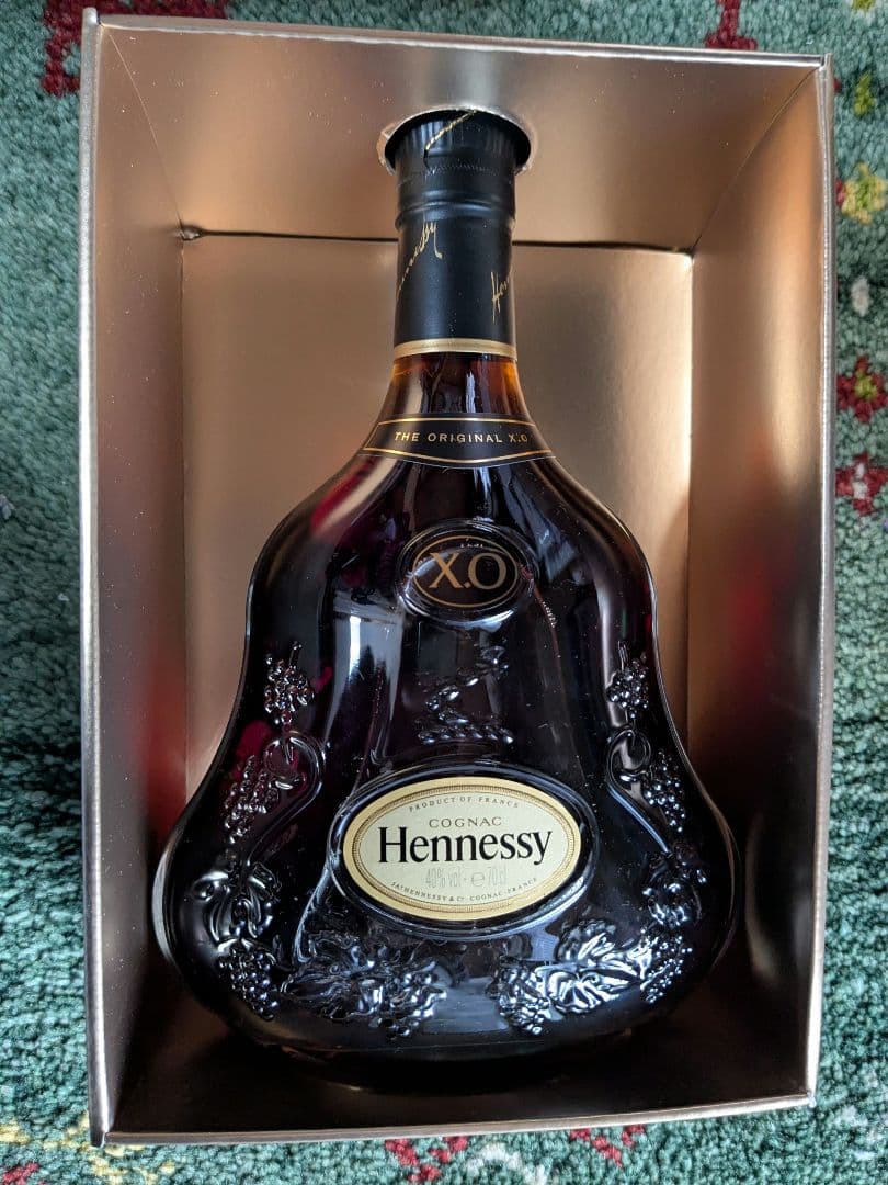 Hennessy XO ブランデー 700ml ギフトボックス入り