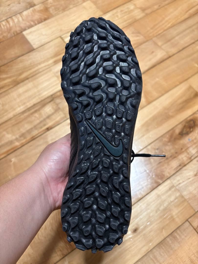 Nike Phantom フットサルシューズ　TF