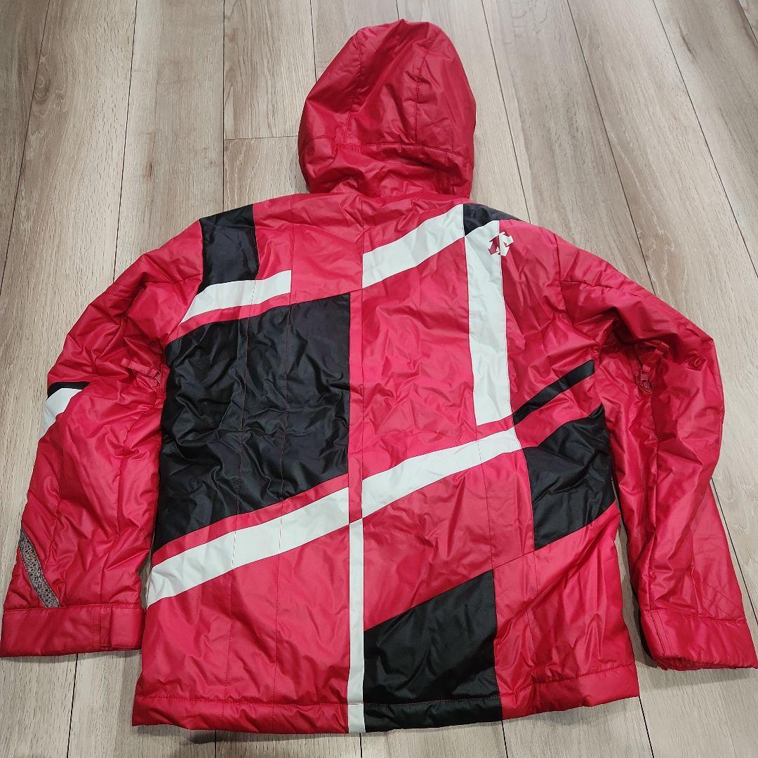 新品未使用 DESCENTE スキーウェア Mサイズ