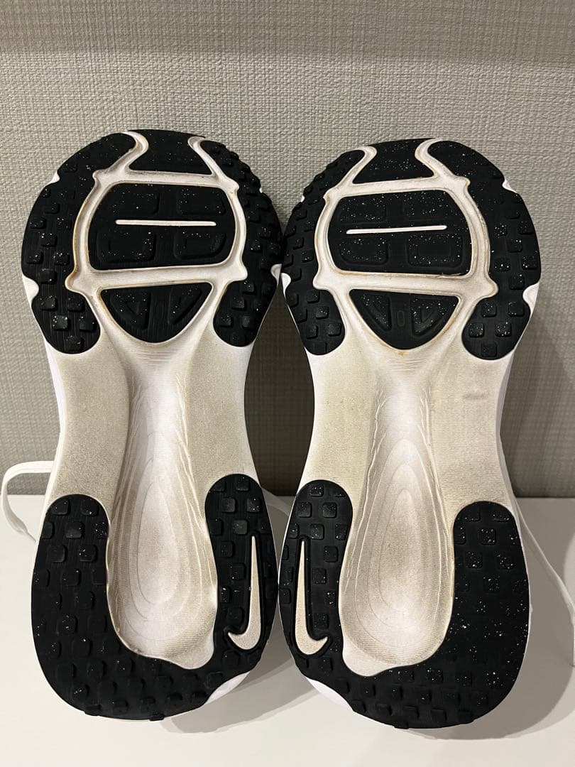 スパイク・シューズ NIKE VOMERO 18 SE