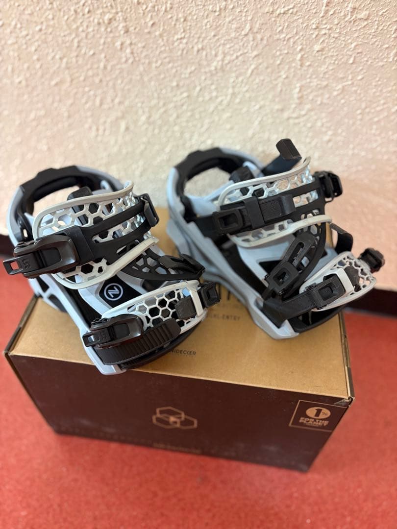 NIDECKER SUPERMATIC Sサイズスノーボードビンディング