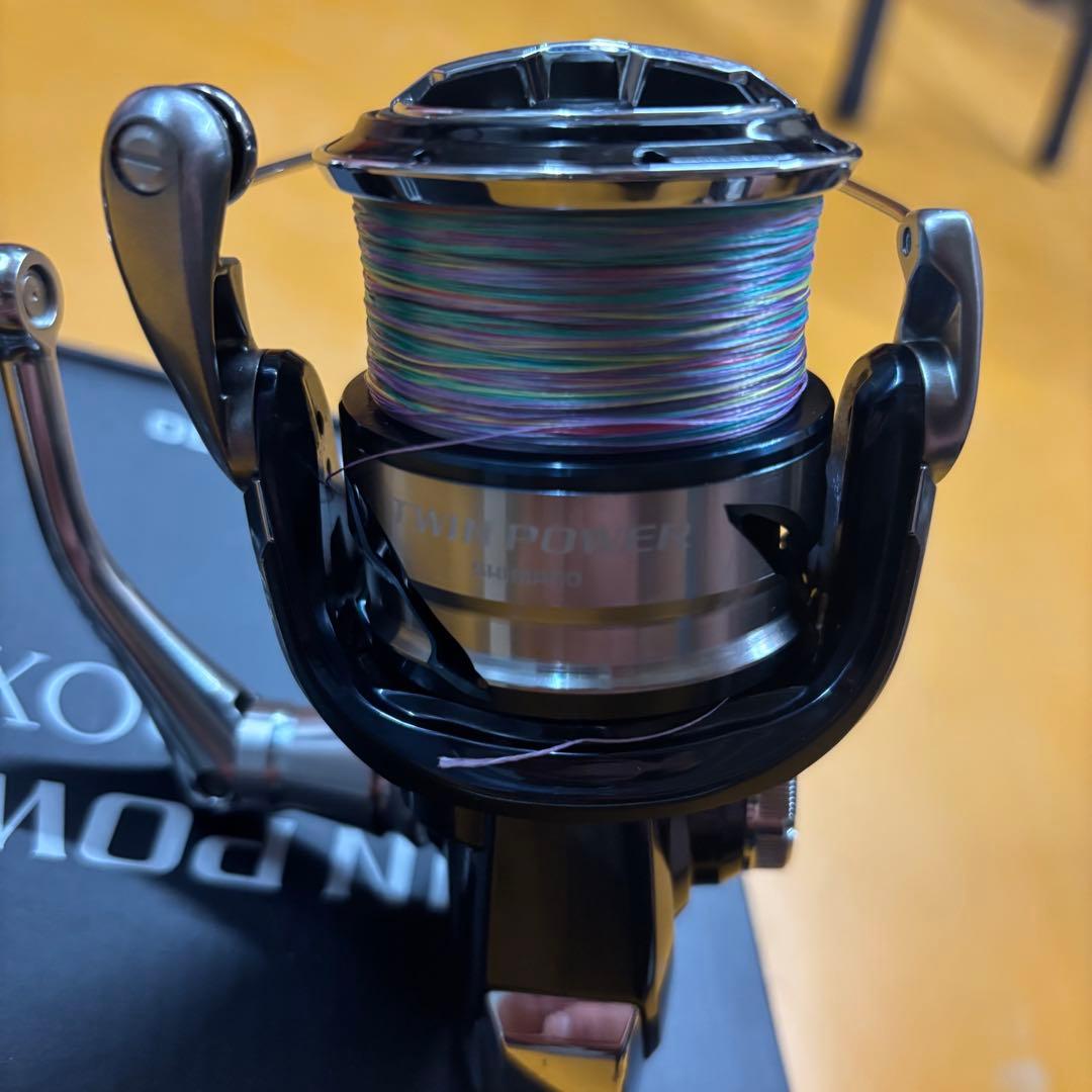 SHIMANO TWIN POWER SW4000XG フィッシングリール