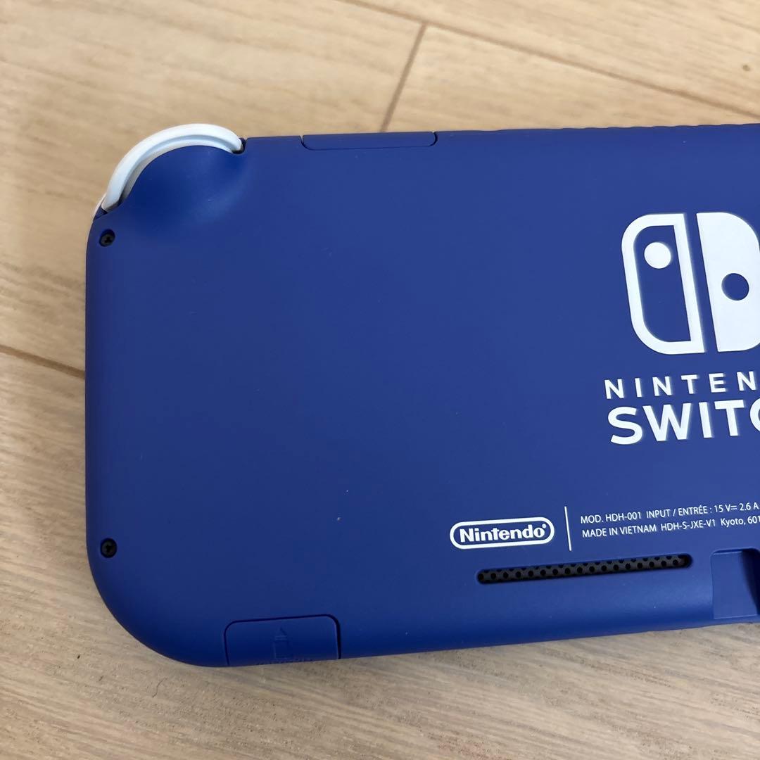 【24年7月購入】Switch Lite ブルー 極美品 ケース・フィルム付