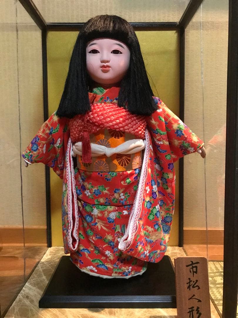 市松人形
