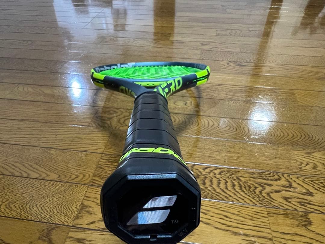 Babolat Pure Aero テニスラケット　100 G2