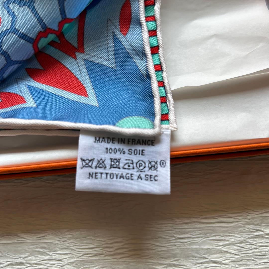 HERMES シルクスカーフ 花柄