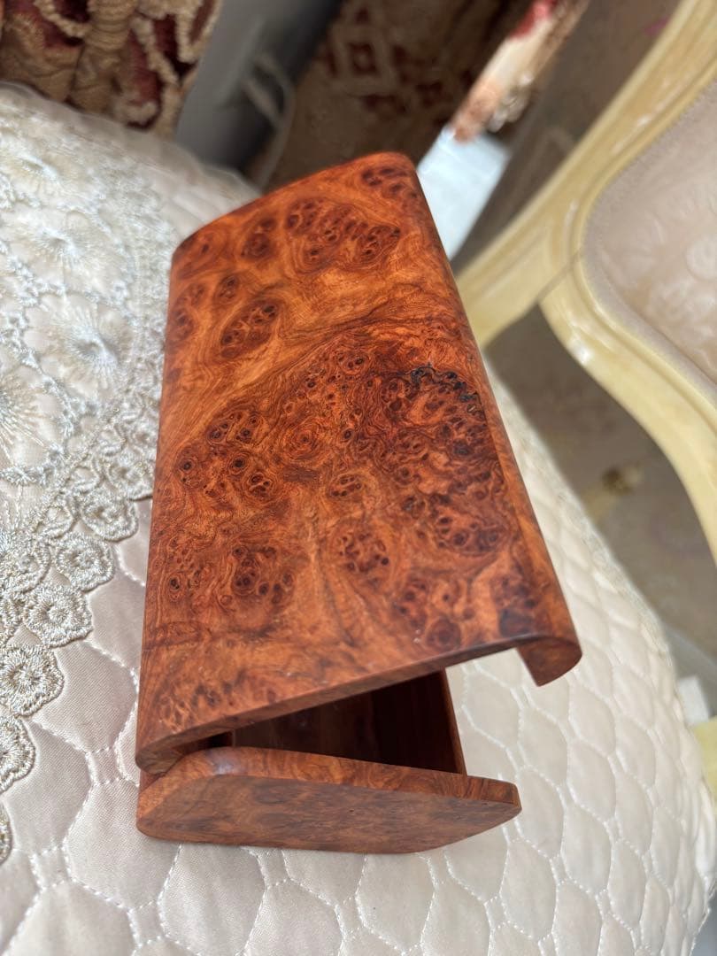 【新品】花梨 瘤杢 無垢材 ジュエリーボックス⭐️小物入れ⭐️宝石箱