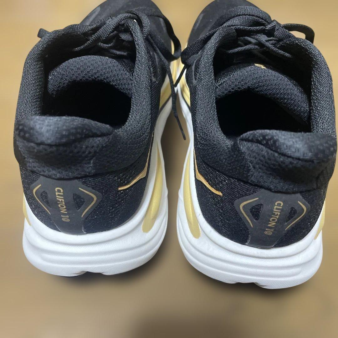 ホカ HOKA 【虎視眈々】クリフトン 10 ワイド レディース 24cm