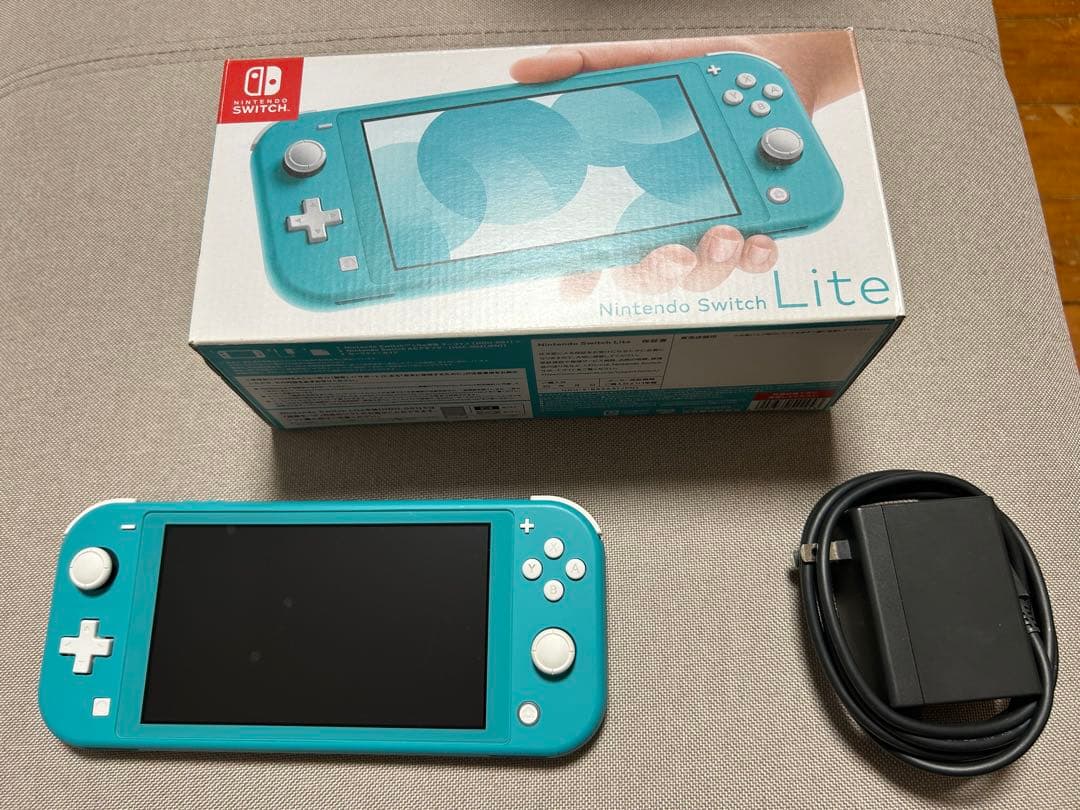 Nintendo SwitchLite コーラルブルー