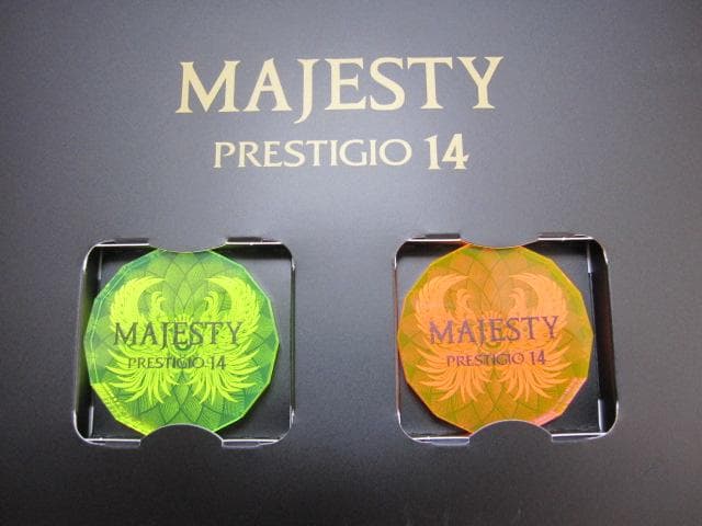 マジェスティ MAJESTY PRESTIGIO 14 非売品ボール＆マーカー