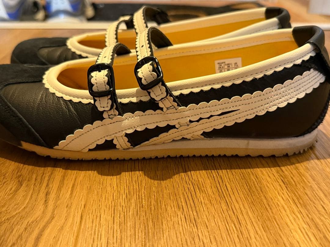 Onitsuka Tiger MEXICO66 TGRSメリージェーン 24.5