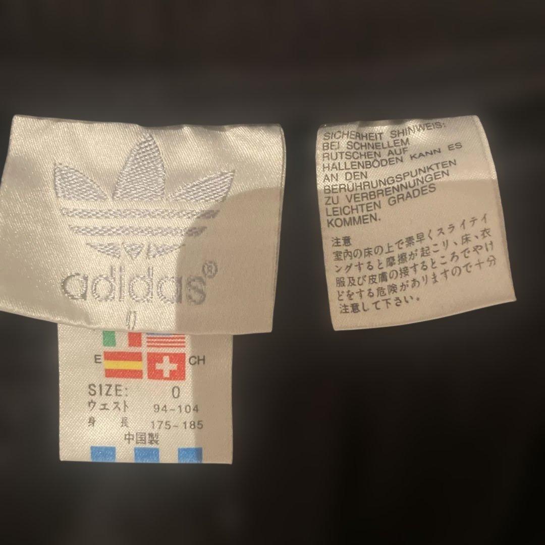 adidas サイズO 「90s」「ヴィンテージ」「銀タグ」「万国旗タグ」