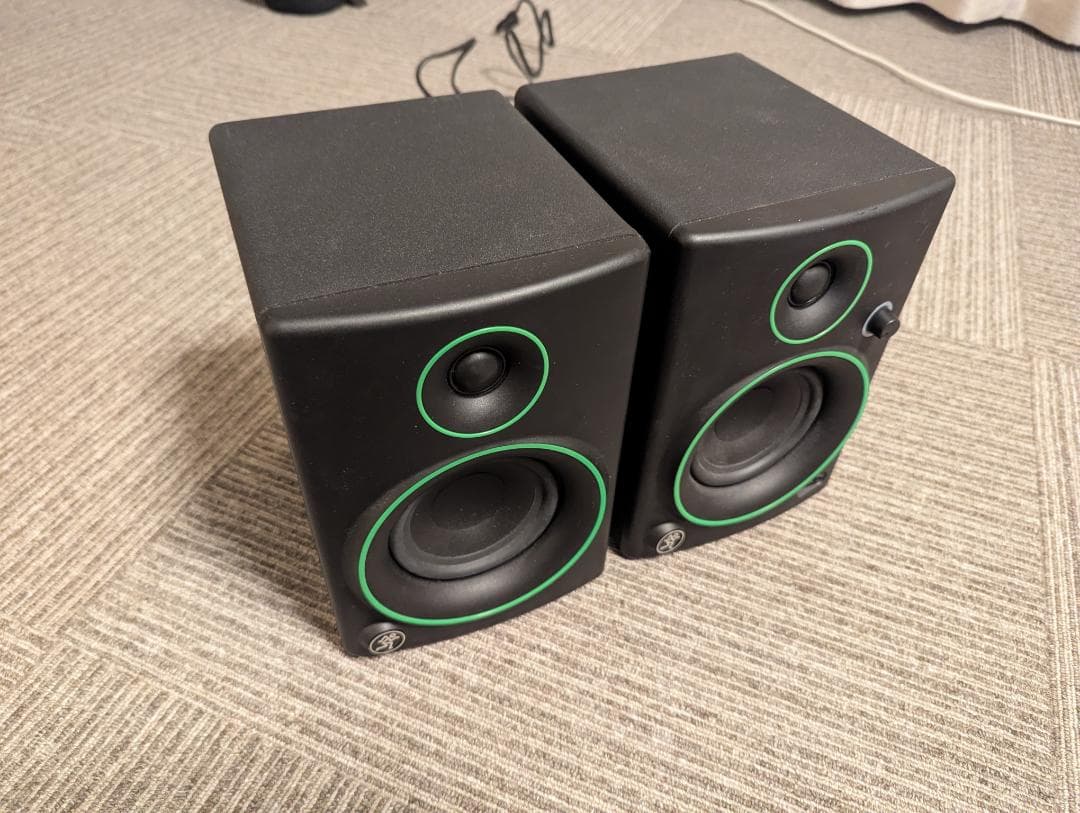 MACKIE CR4 モニタースピーカー