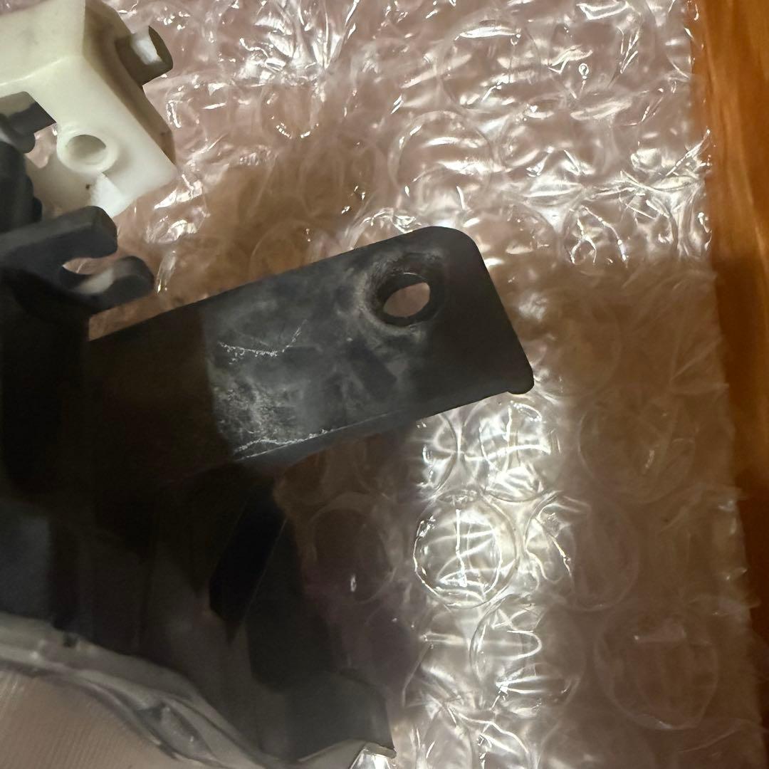 ホンダ　アクティ　右ヘッドライト　HA8 HA9