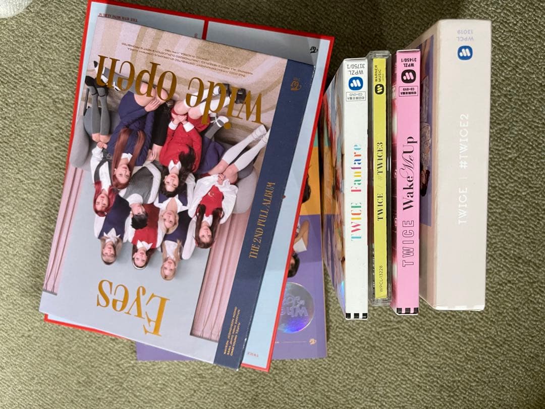 TWICE CDアルバム＆トレカ＆特典