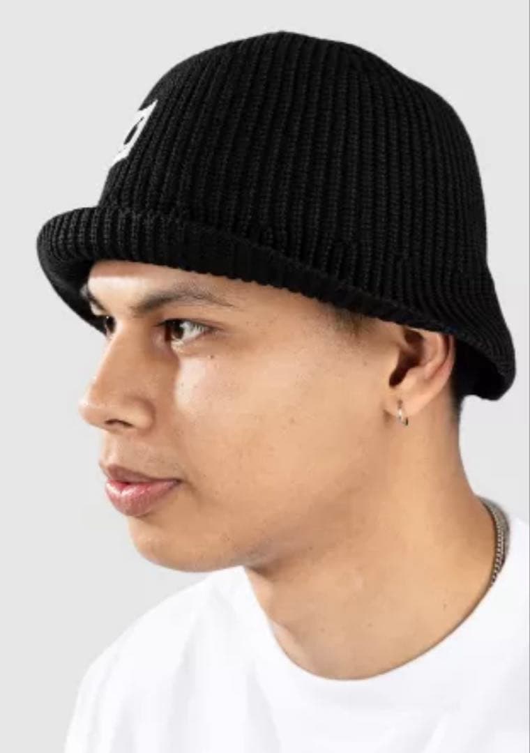 美品　CARHARTT WIP W PALOMA HAT M/Lサイズ