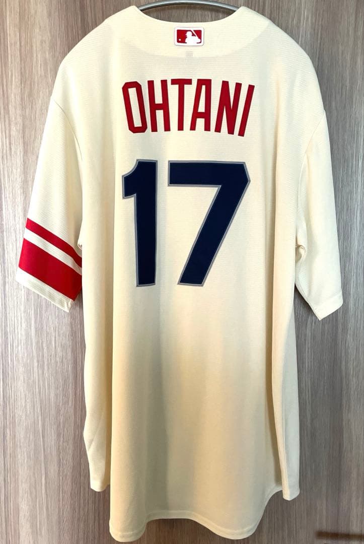 ナイキ　ロスアンゼルスエンジェルス　大谷　半袖ユニフォーム　ワッペン　L　17
