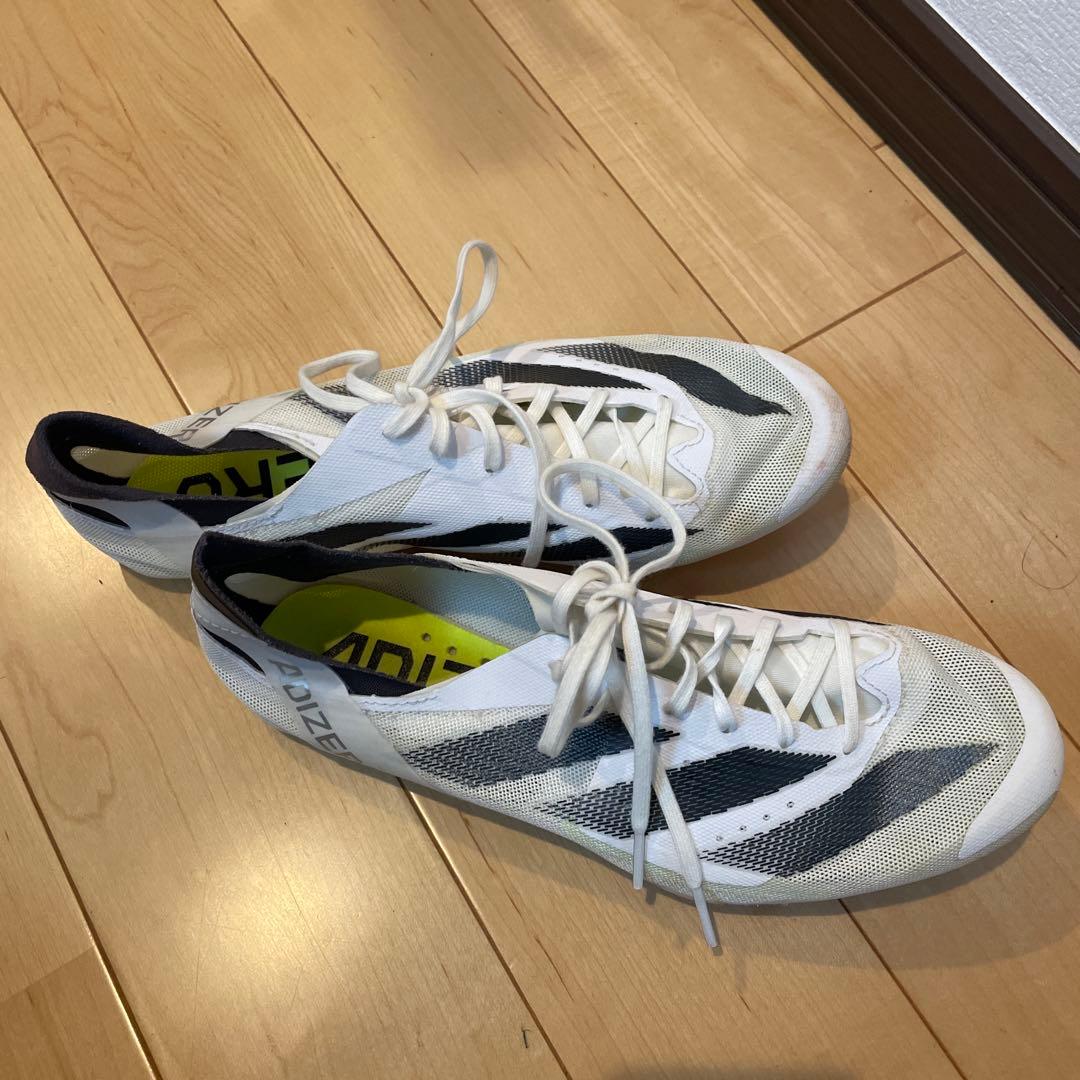 adizero スパイクシューズ ホワイト/ブラック