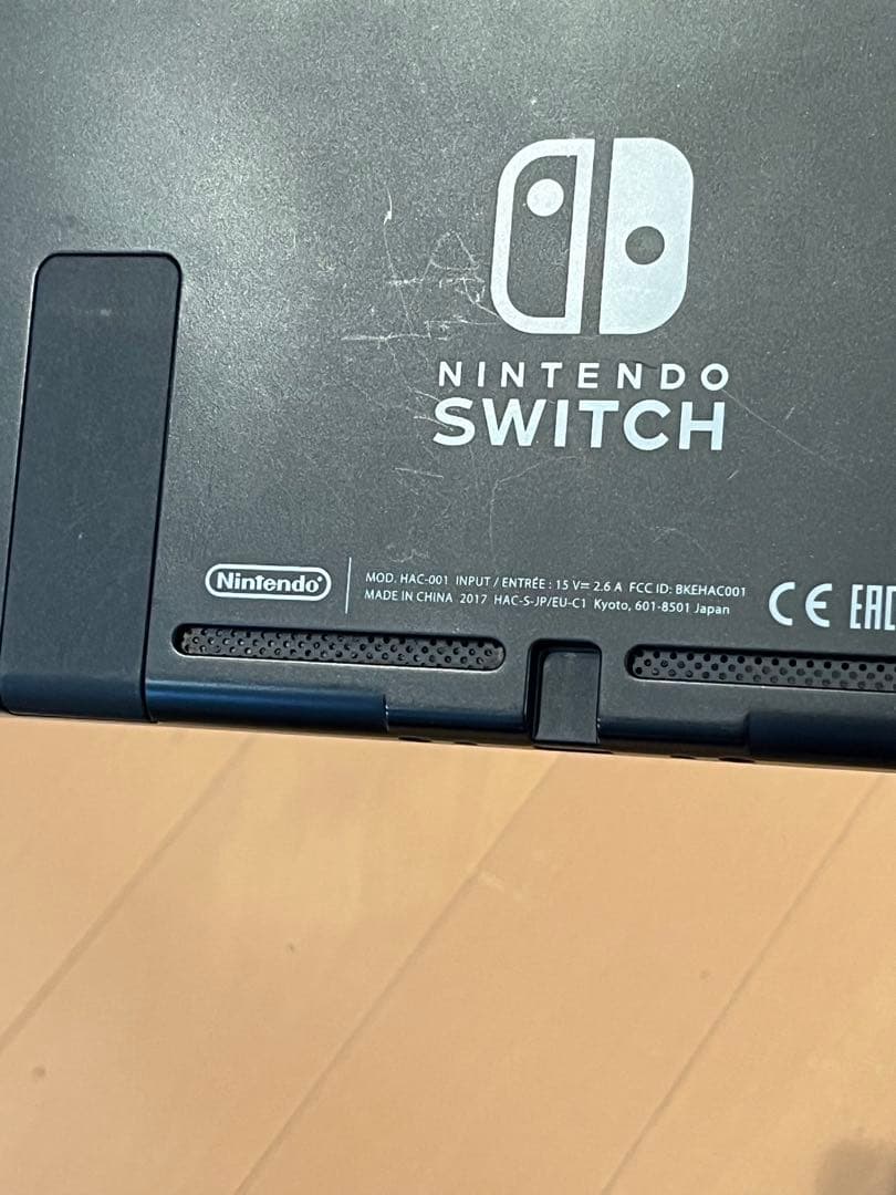 switch 初期型　2017年2台　2018件1台　未対策機
