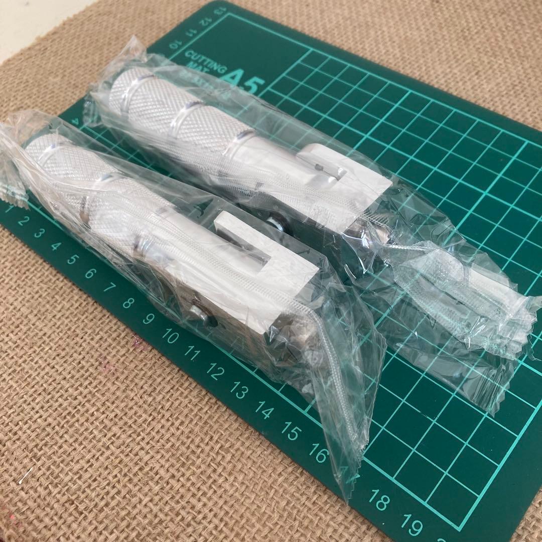 Super73 S2 RX等 シルバー ディレイラー保護 パーツ 1点新品です。