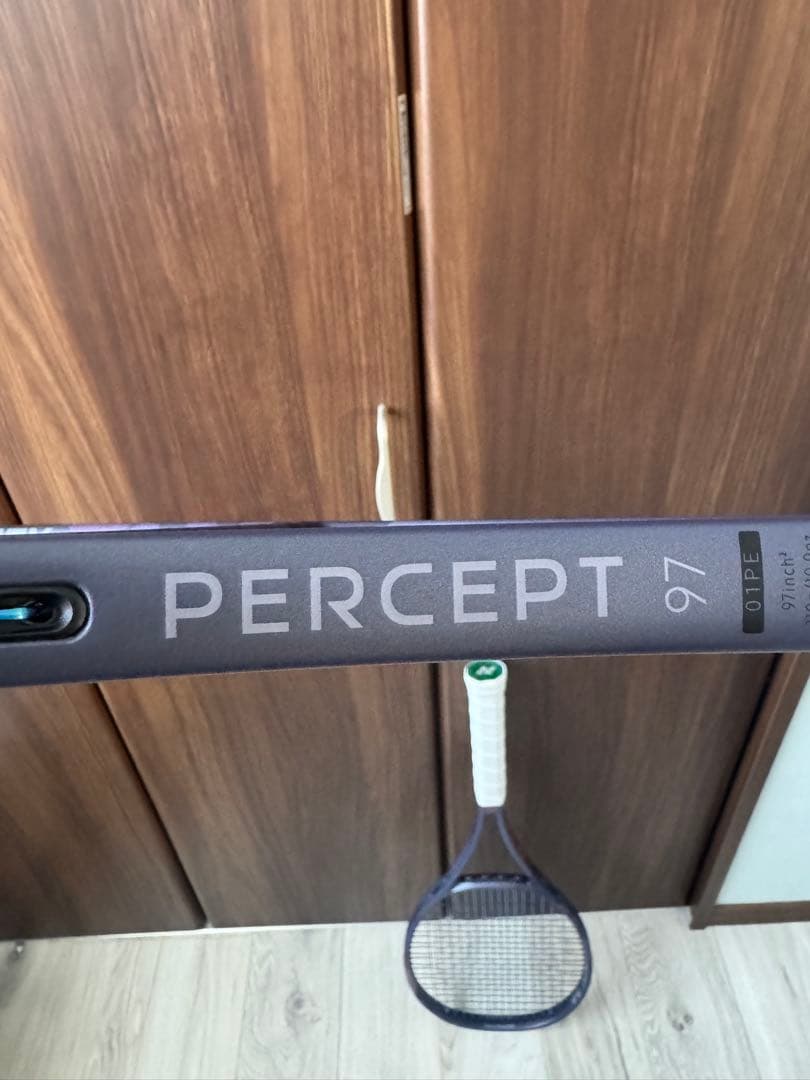 テニスラケット　PERCEPT 97ラケット2本セット