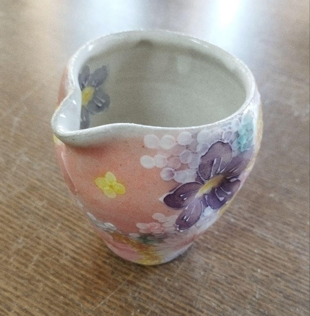 【新品・未使用】工房ゆずりは　紅彩花間取　片口　瀬戸焼　陶器　お酒　贈り物