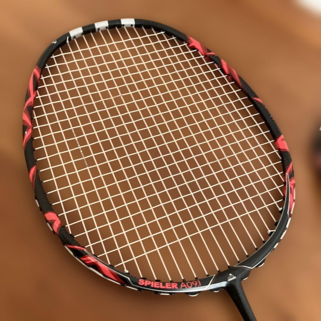 【美品】SPIELER A091 バドミントンラケット 黒/赤2本まとめ売り