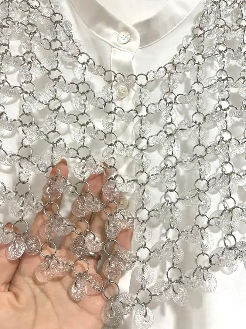 Chika Kisada ビーズ装飾 クロップドトップ